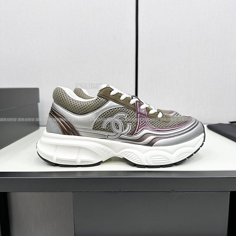 샤넬 스니커즈 샤식스 크루즈 CC 로고Weixin Image_20241219231418메종샤르망.jpg