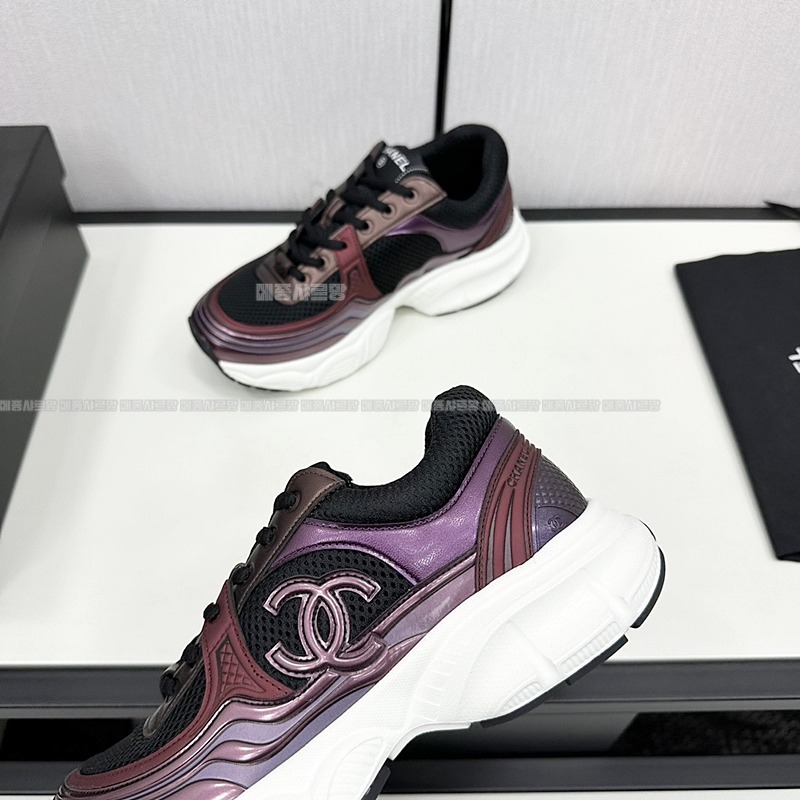 샤넬 스니커즈 샤식스 크루즈 CC 로고Weixin Image_20241219231429메종샤르망.jpg