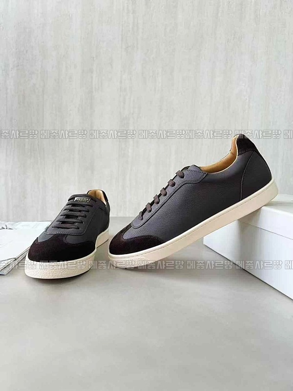 부르넬로쿠치넬리스니커즈20241221-142543-030메종샤르망.JPG
