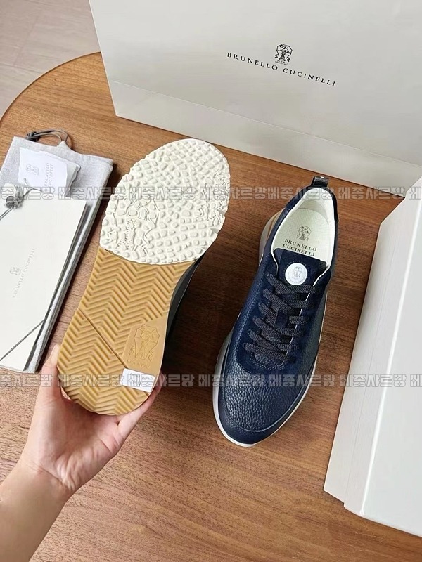 브루넬로쿠치넬리남자스니커즈20241221-150703-015메종샤르망.JPG