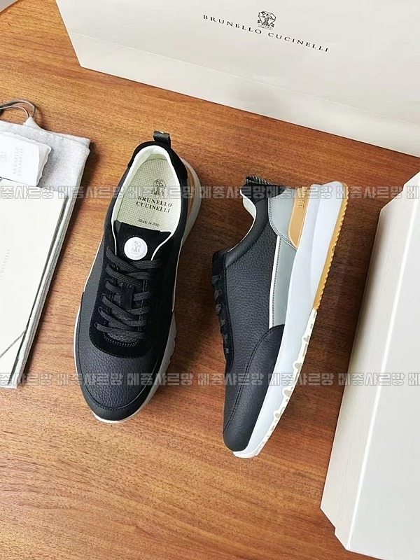 브루넬로쿠치넬리남자스니커즈20241221-150704-023메종샤르망.JPG