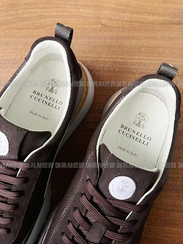 브루넬로쿠치넬리남자스니커즈20241221-150705-031메종샤르망.JPG