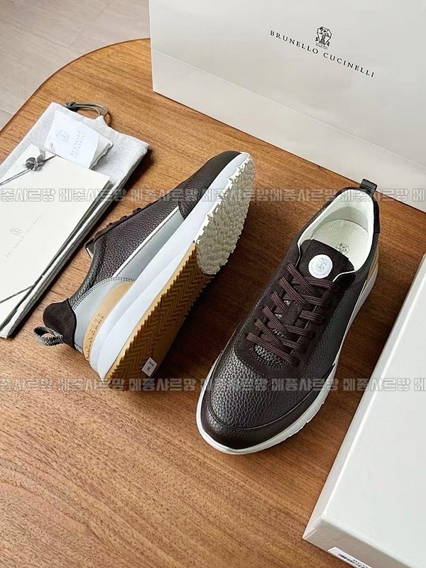 브루넬로쿠치넬리남자스니커즈20241221-150705-030메종샤르망.JPG