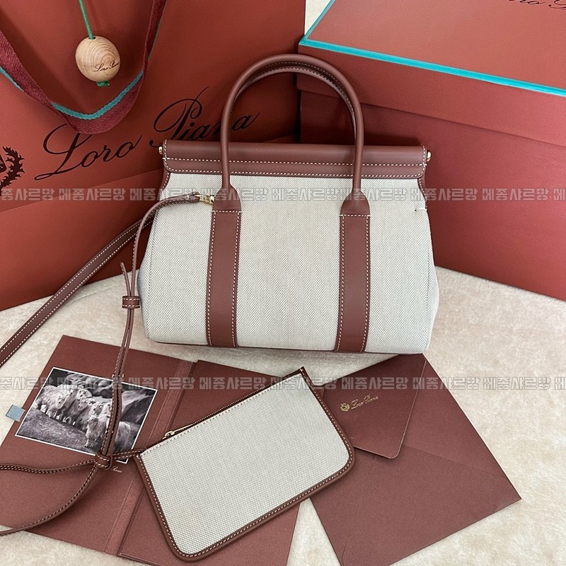 로로피아나룸백L2520241225-175658-011메종샤르망.JPG