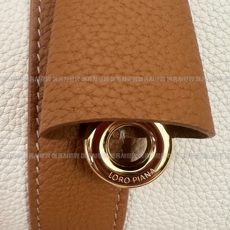 로로피아나룸백L2520241225-175709-123메종샤르망.JPG