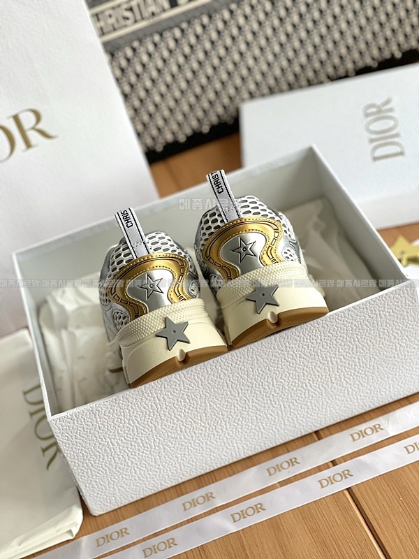 디올 운동화 디올 바이브 스니커즈Weixin Image_202412262140324메종샤르망.jpg