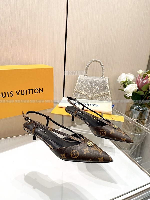 루이비통 스텔라 슬링백Weixin Image_20250102183115메종샤르망.jpg