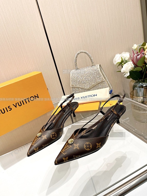 루이비통 스텔라 슬링백Weixin Image_20250102183117메종샤르망.jpg