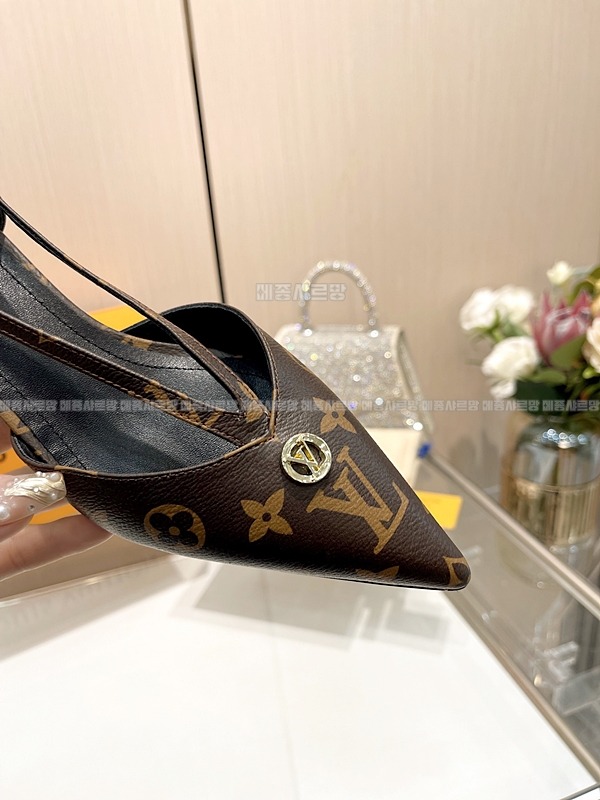 루이비통 스텔라 슬링백Weixin Image_202501021831151메종샤르망.jpg