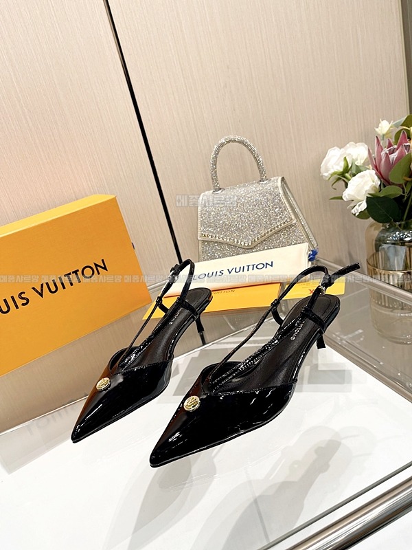 루이비통 스텔라 슬링백Weixin Image_20250102183119메종샤르망.jpg