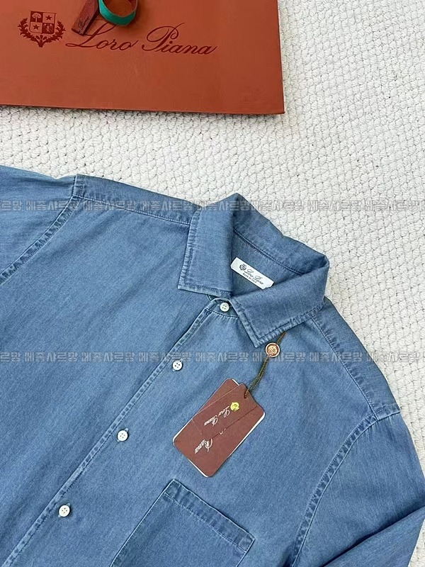 로로피아나남자데님셔츠20250103-124804-002메종샤르망.JPG