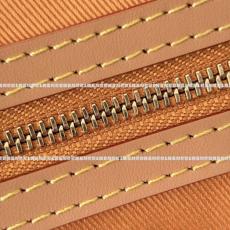 루이비통키폴반둘리에4520260110 185026 015루이비통키폴반둘리에45.jpg