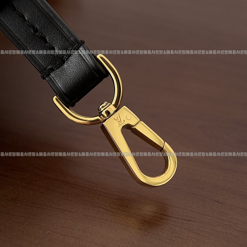 루이비통몽수리BB백팩20260111 011932 011루이비통몽수리BB백팩.jpg