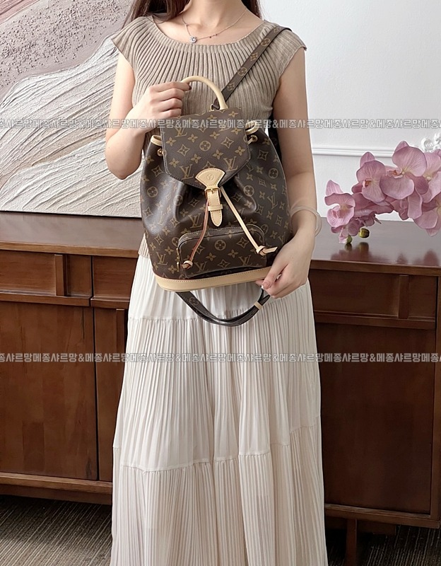 루이비통모노그램몽수리PM20260111 020235 002루이비통모노그램몽수리PM.jpg