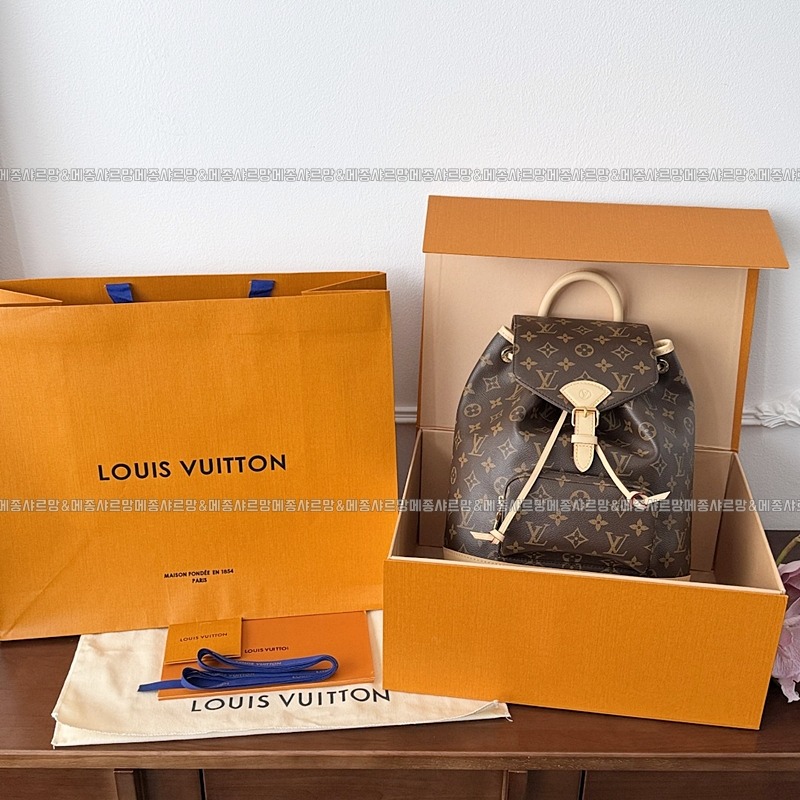 루이비통모노그램몽수리PM20260111 020235 004루이비통모노그램몽수리PM.jpg