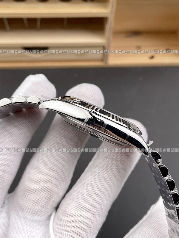 롤렉스데이트저스트4120260119 181403 026로렉스데이저스트41.jpg