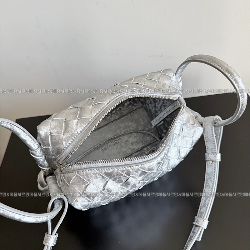 보테가베네타탑핸들루프백20260211 172539 030보테가베네타탑핸들루프백.jpg