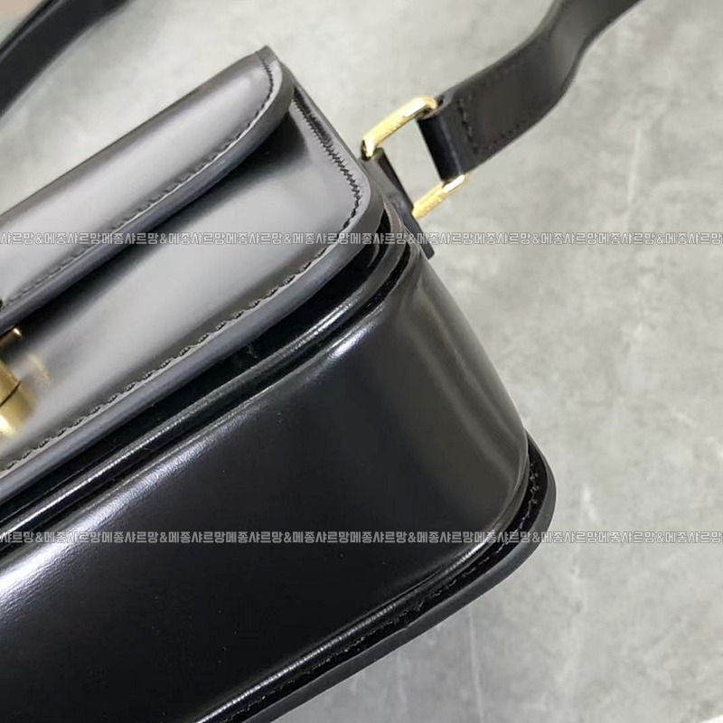 셀린느틴트리옹프20260302 100811 024셀린느틴트리옹프.jpg