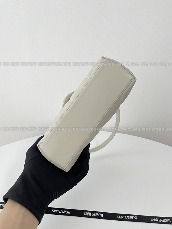 생로랑루루푸퍼크로스백 20260414-155730-004 .jpg