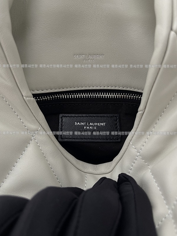 생로랑루루푸퍼크로스백 20260414-155731-008 .jpg