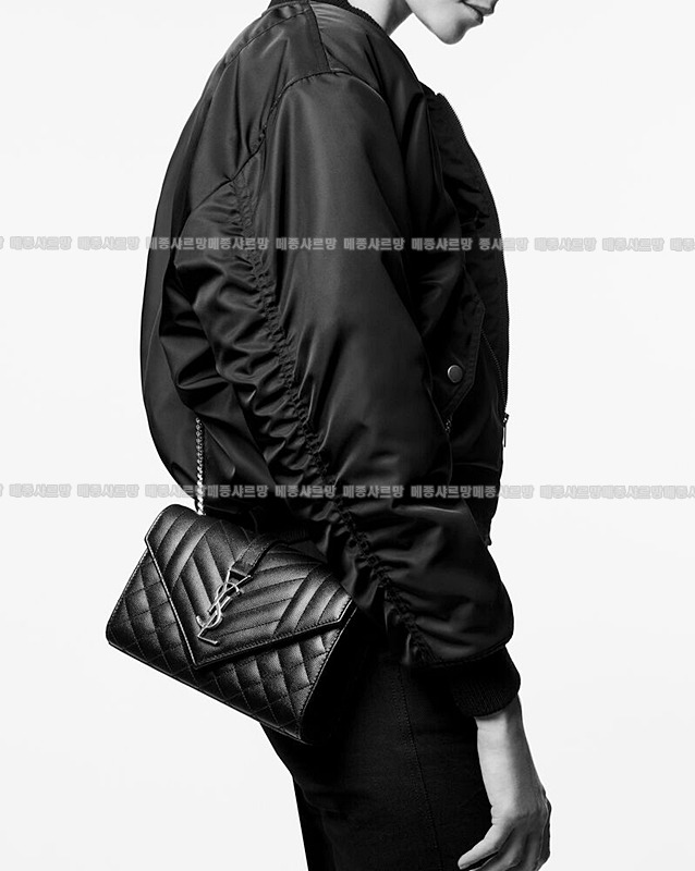 생로랑엔벨로프스몰 20260414-163037-013 .jpg