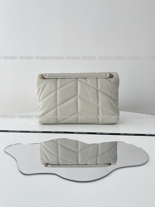 생로랑루루푸퍼백  20260415-151402-001.jpg