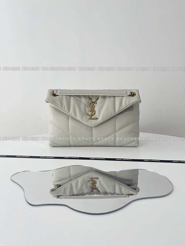 생로랑루루푸퍼백  20260415-151402-000.jpg