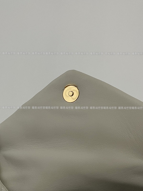 생로랑루루푸퍼백  20260415-151404-011.jpg