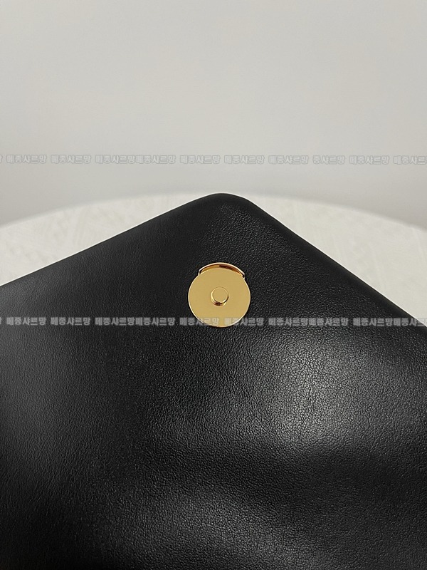 생로랑루루숄더백  20260415-164758-017.jpg