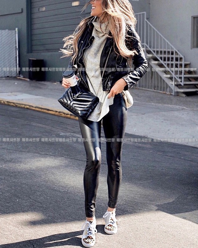 생로랑루루숄더백  20260415-170142-023.jpg