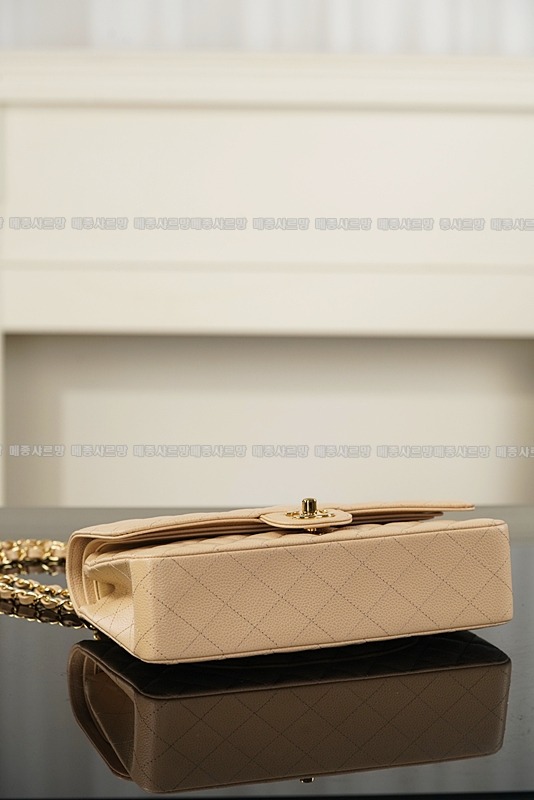 샤넬클래식플랩백미디움  20260418-151248-008.jpg