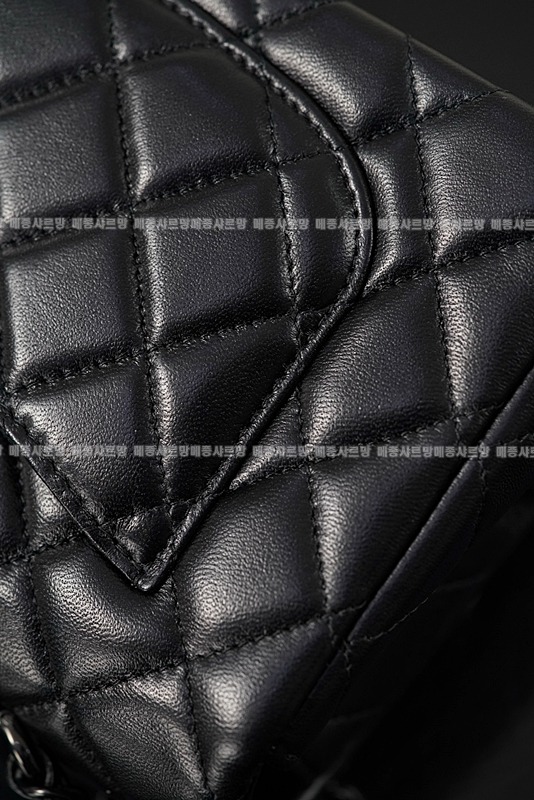 샤넬미니탑핸들쏘블랙백  20260418-152648-009.jpg