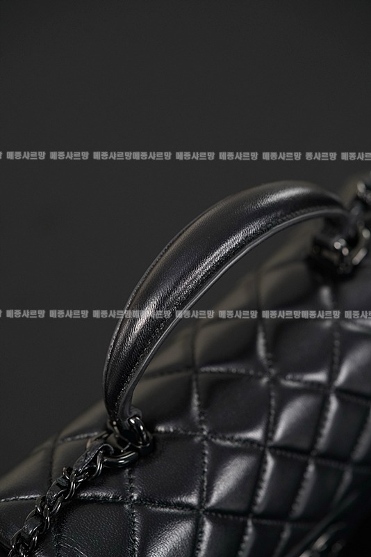 샤넬미니탑핸들쏘블랙백  20260418-152648-013.jpg