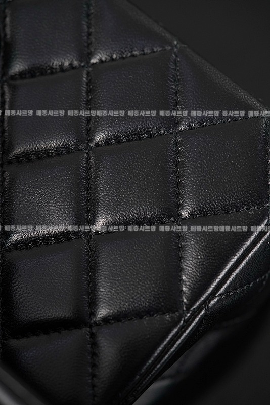 샤넬미니탑핸들쏘블랙백  20260418-152648-012.jpg