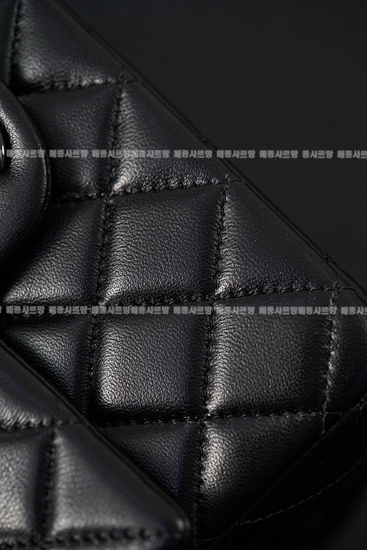 샤넬미니탑핸들쏘블랙백  20260418-152648-011.jpg