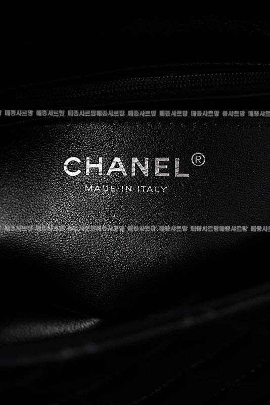 샤넬미니탑핸들쏘블랙백  20260418-152649-015.jpg