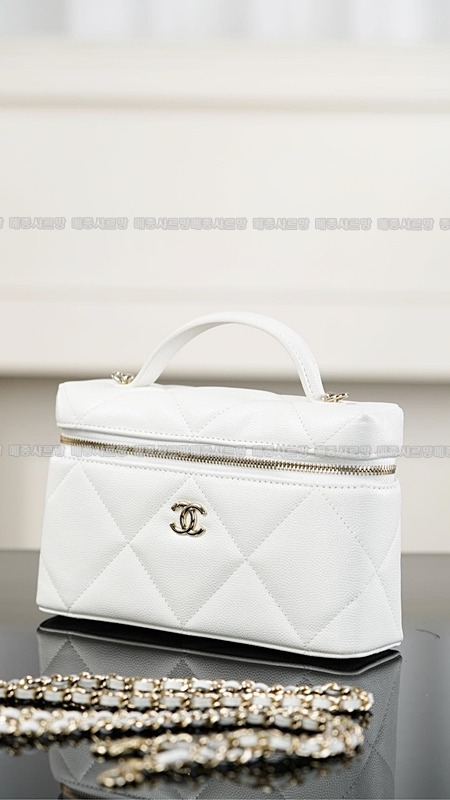 샤넬탑핸들베니티백  20260421-134156-009.jpg