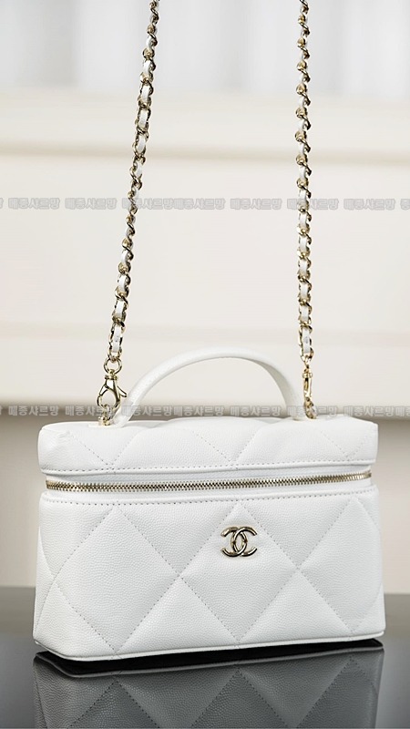 샤넬탑핸들베니티백  20260421-134155-007.jpg