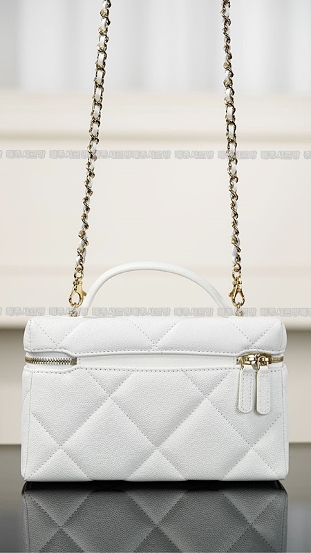 샤넬탑핸들베니티백  20260421-134155-006.jpg