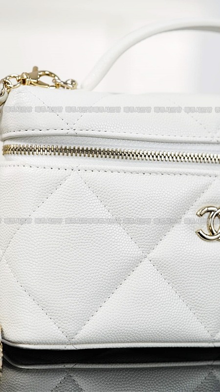 샤넬탑핸들베니티백  20260421-134157-022.jpg