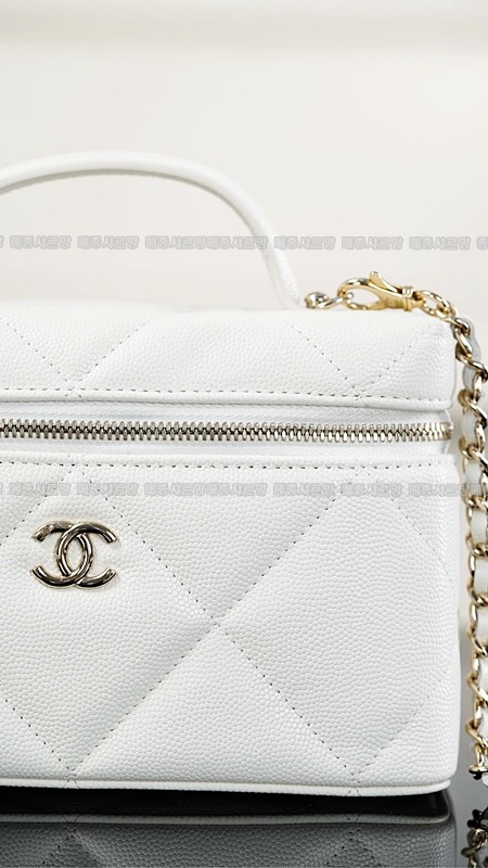 샤넬탑핸들베니티백  20260421-134157-020.jpg