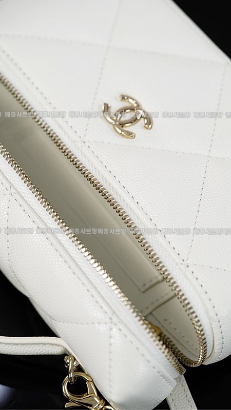 샤넬탑핸들베니티백  20260421-134158-027.jpg
