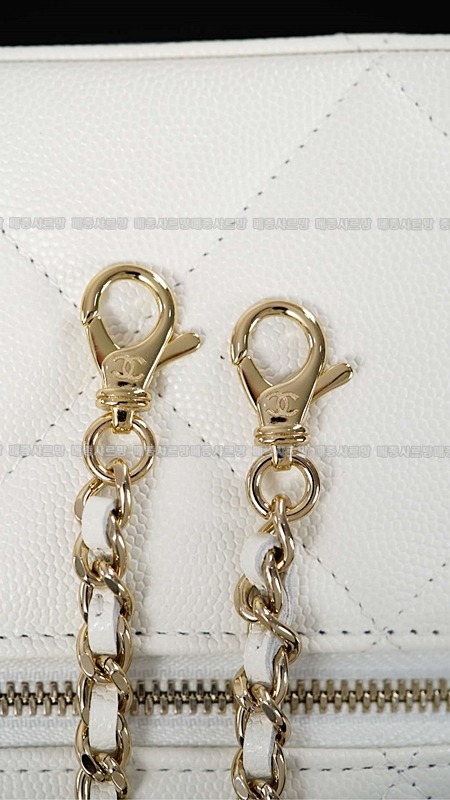 샤넬탑핸들베니티백  20260421-134158-028.jpg