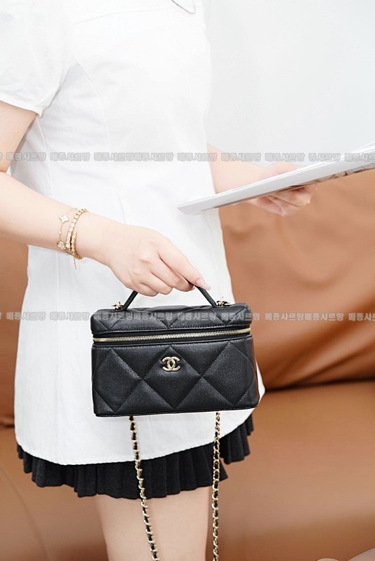 샤넬 체인 코스메틱 케이스20260421-135212-004.jpg