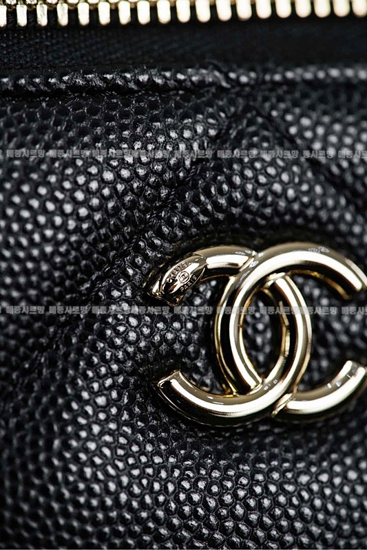 샤넬 체인 코스메틱 케이스20260421-135215-014.jpg