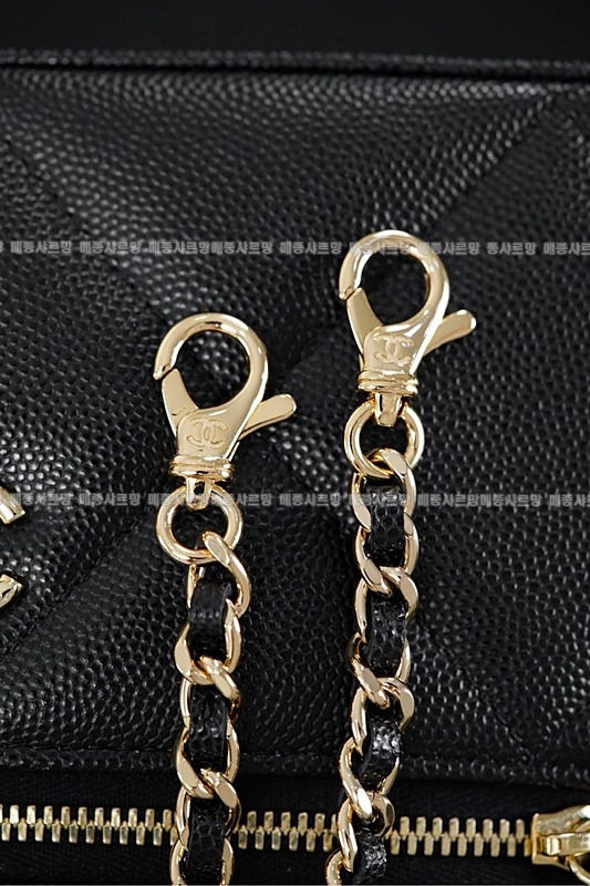 샤넬 체인 코스메틱 케이스20260421-135216-015.jpg