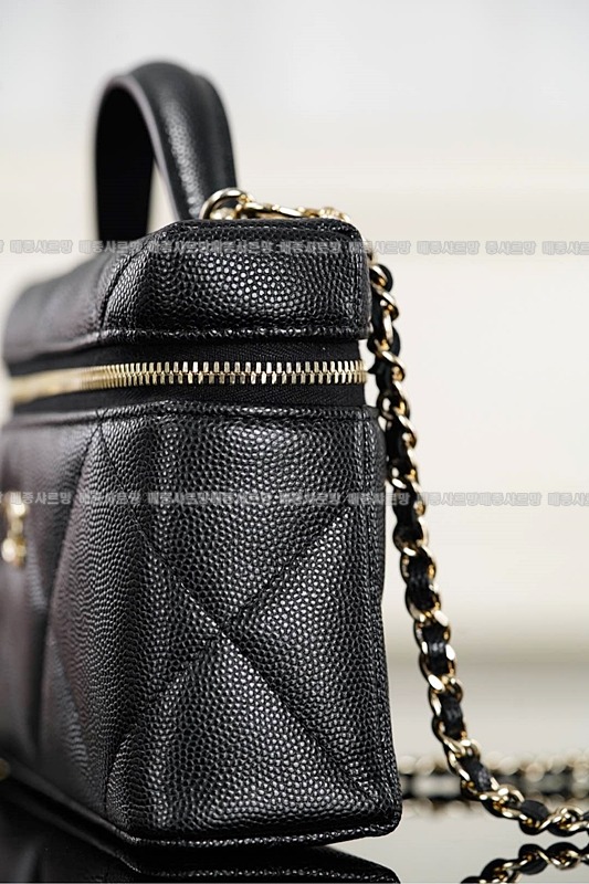 샤넬 체인 코스메틱 케이스20260421-135218-023.jpg