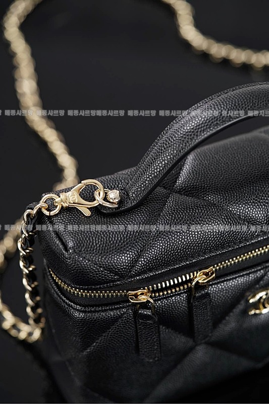 샤넬 체인 코스메틱 케이스20260421-135220-028.jpg