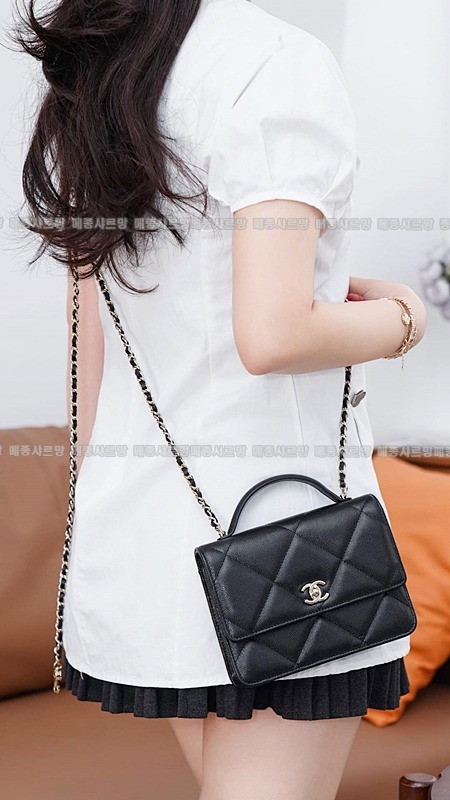 샤넬탑핸들WOC백팩  20260421-142152-001.jpg