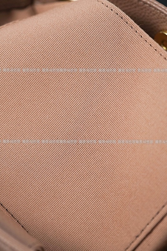 샤넬쇼핑백  20260421-151616-032.jpg